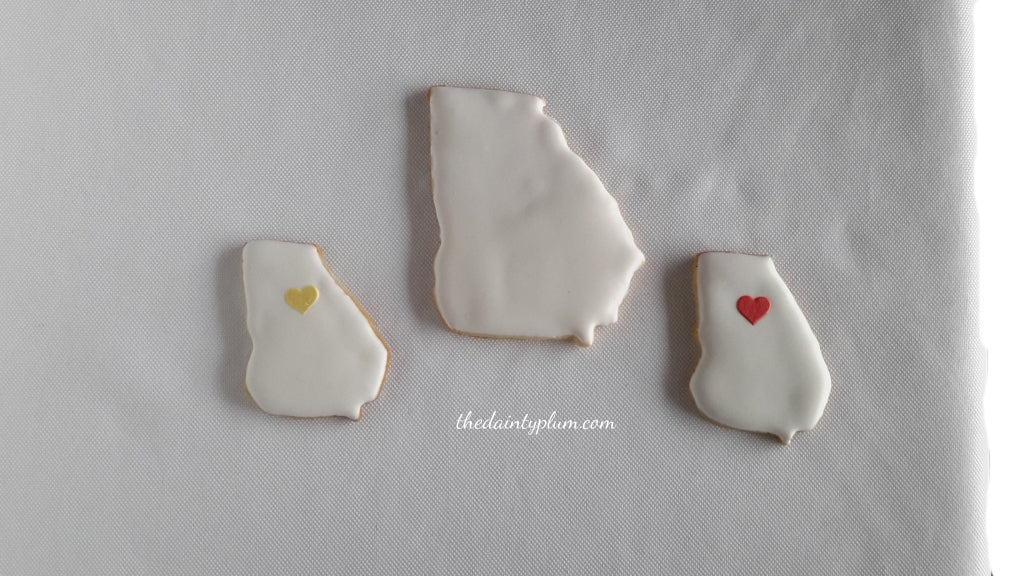 Georgia Cookies w/Hearts (Small) (20 Pcs)